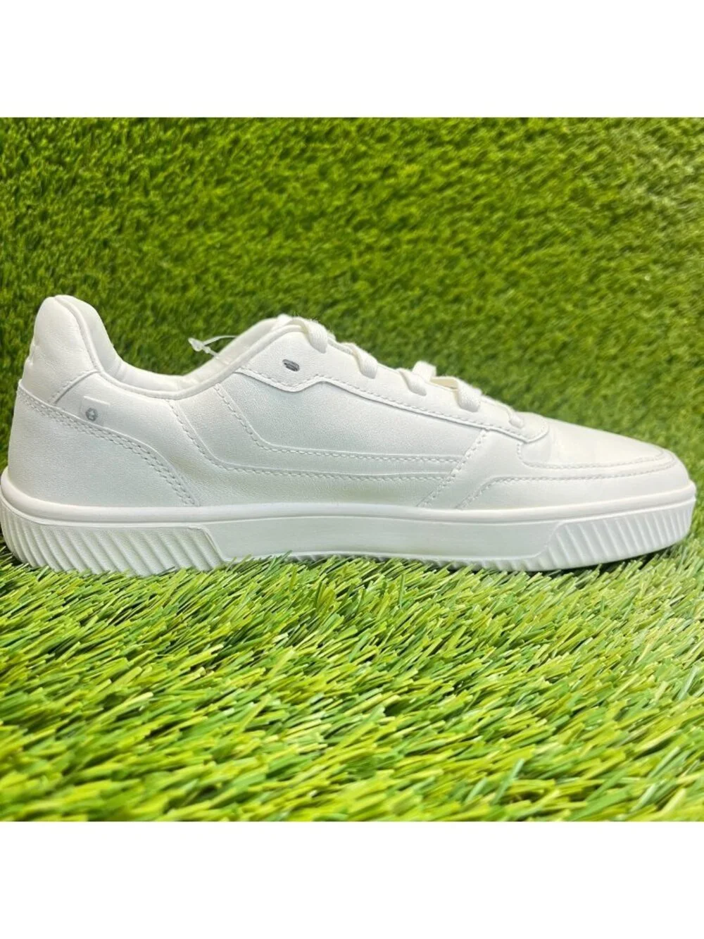 Flux Footwear Adapt Leather Trainer White Womens Size 9 Athletic Shoes Sneakers